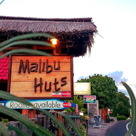 Malibu Huts Hotel Semaya Екстериор снимка