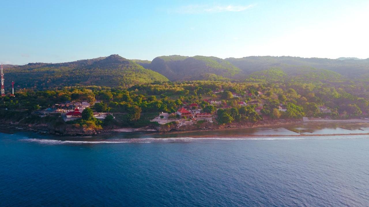 Malibu Huts Hotel Semaya Екстериор снимка