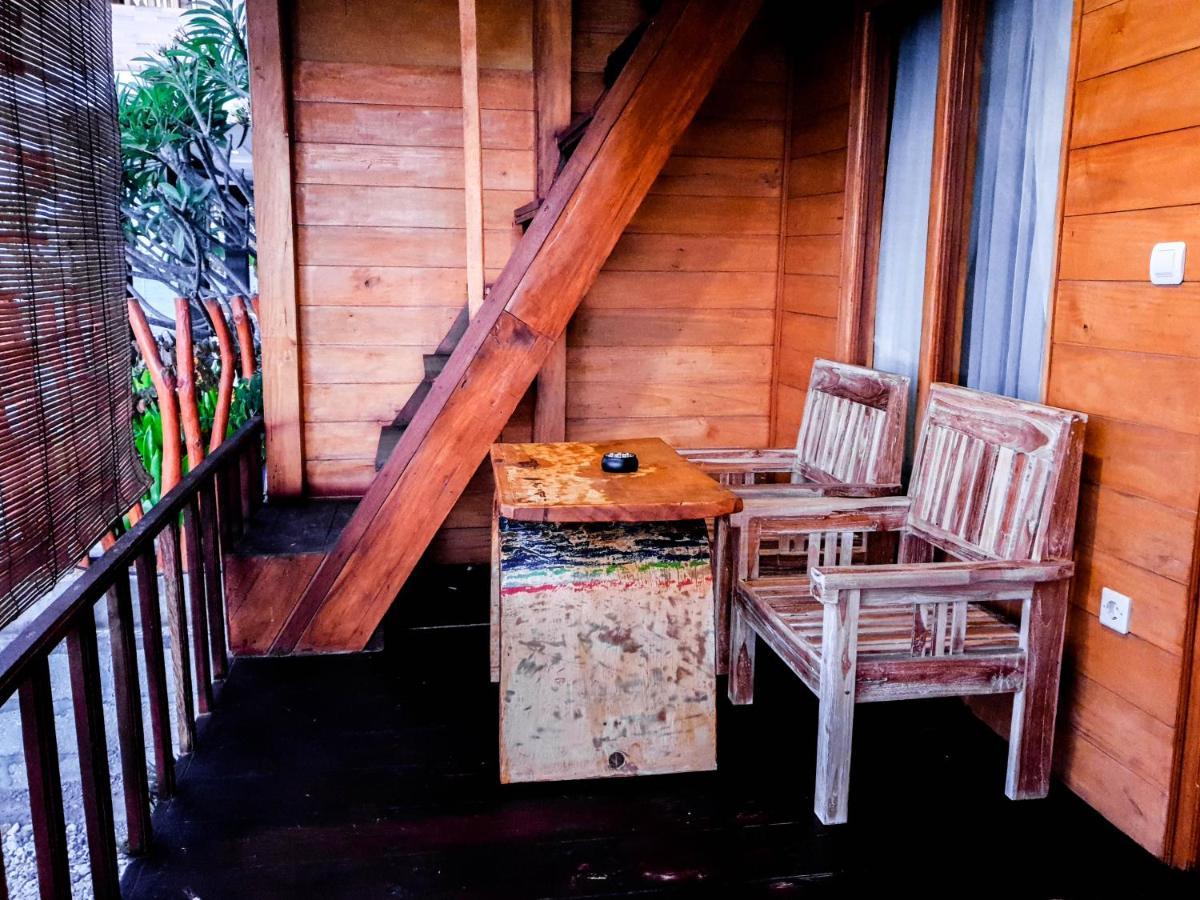 Malibu Huts Hotel Semaya Екстериор снимка