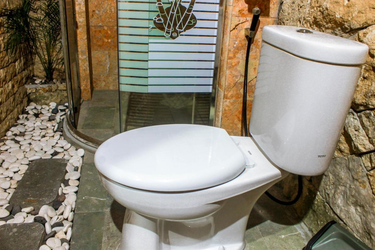 Malibu Huts Hotel Semaya Екстериор снимка