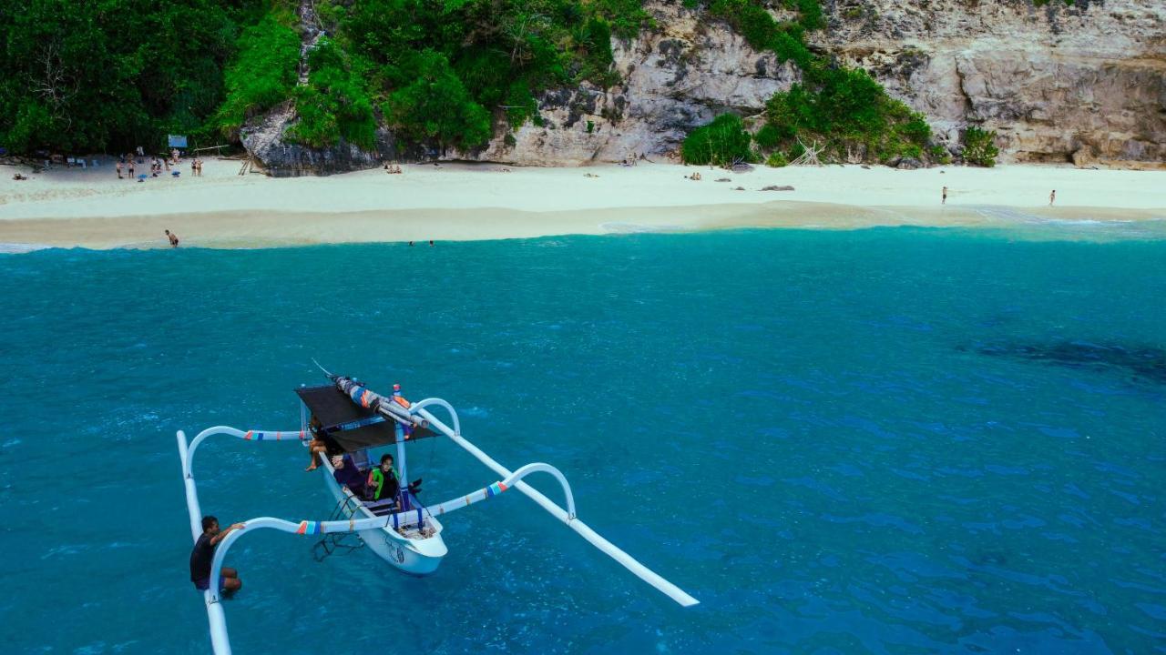 Malibu Huts Hotel Semaya Екстериор снимка